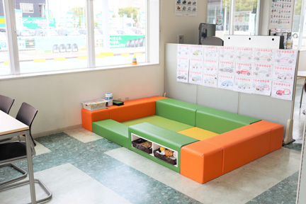 351店舗ページ4カラム(jpg432x288px)