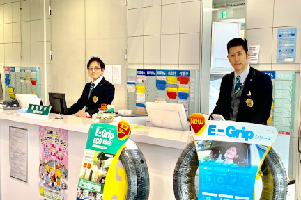 141店舗ページ4カラム(jpg432x288px)