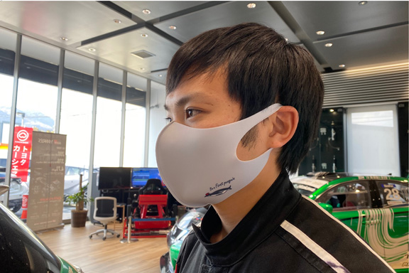 HTPRacingマスクUP(豊田さん)