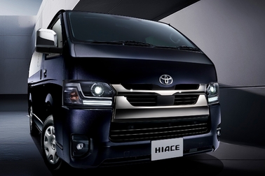 特別仕様車スーパーGL“DARK PRIME II”（2WD・2800ディーゼル・標準ボディ）