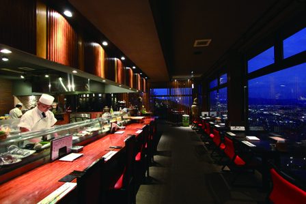 寿司・炭火割烹 厳遊庭の店内
